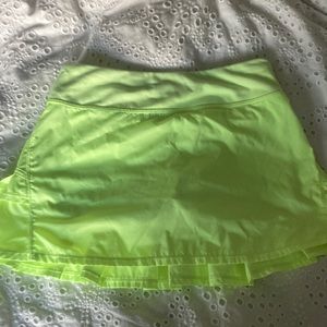Neon yellow Ivivva skirt